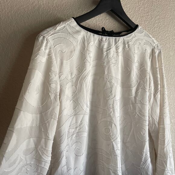 LOFT Off White Textured Blouse Size Small - Picture 2 of 7